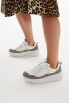 THURMAN ANIMAL WHITE